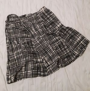 🧵3 for $15🧵Ava & Viv Black and White Check Skirt